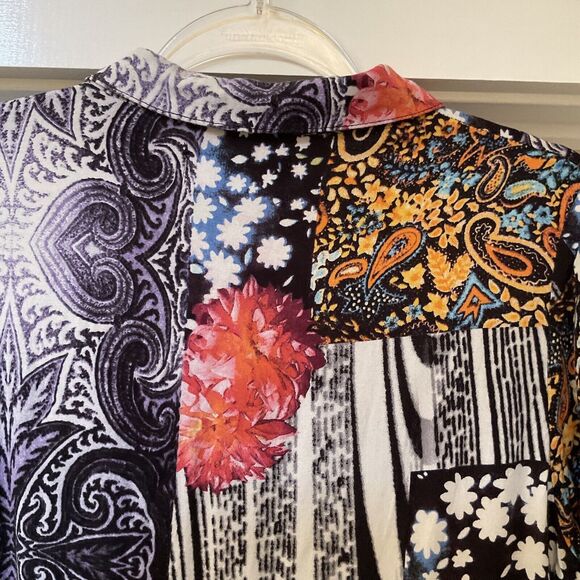 MINKPINK Women’s Blouse Mixed Print Hi Lo Lightweight Collared Button Front, XS - Picture 12 of 14